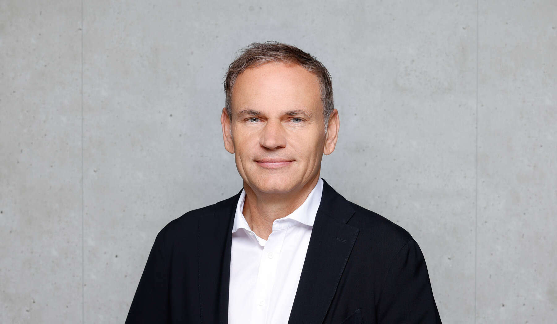 "Directorul Volkswagen sugerează că producătorii auto chinezi ar putea evita taxele vamale prin investiții în Uniunea Europeană"