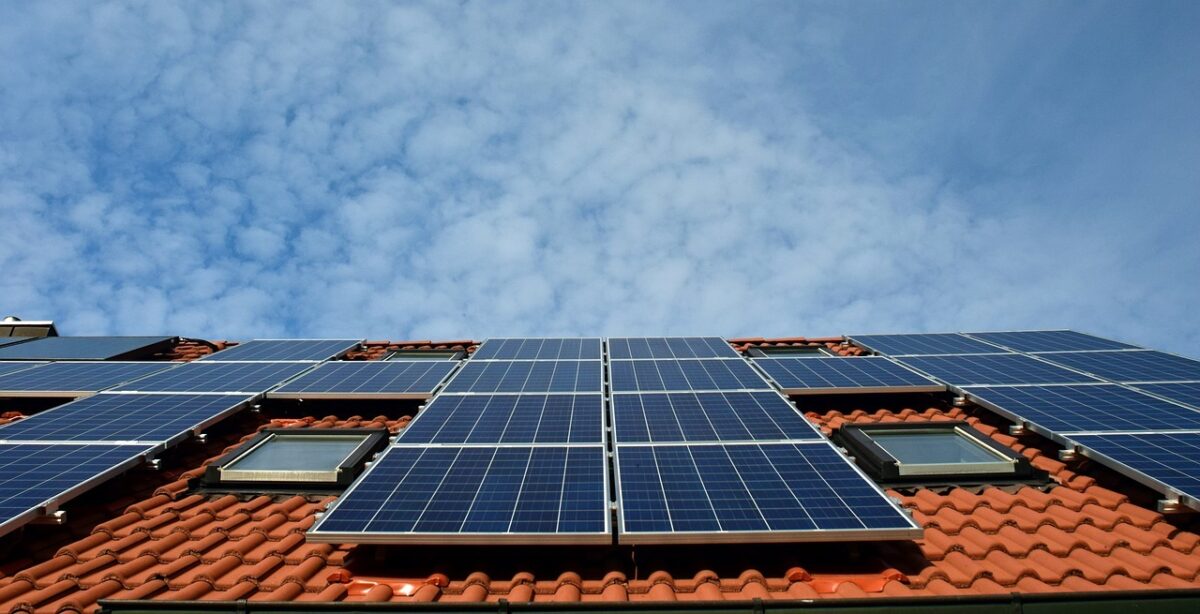"Fondurile de aproape 200 de milioane de lei pentru Programul Casa Verde Fotovoltaice în Regiunea Sud-Vest au fost integral utilizate"