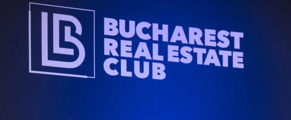 "Principalele critici ale investitorilor imobiliari la proiectul de limitare a avansului la locuințe din București: Riscul de faliment și creșterea prețurilor. Dezbaterile privind aplicabilitatea unui model străin în contextul local"