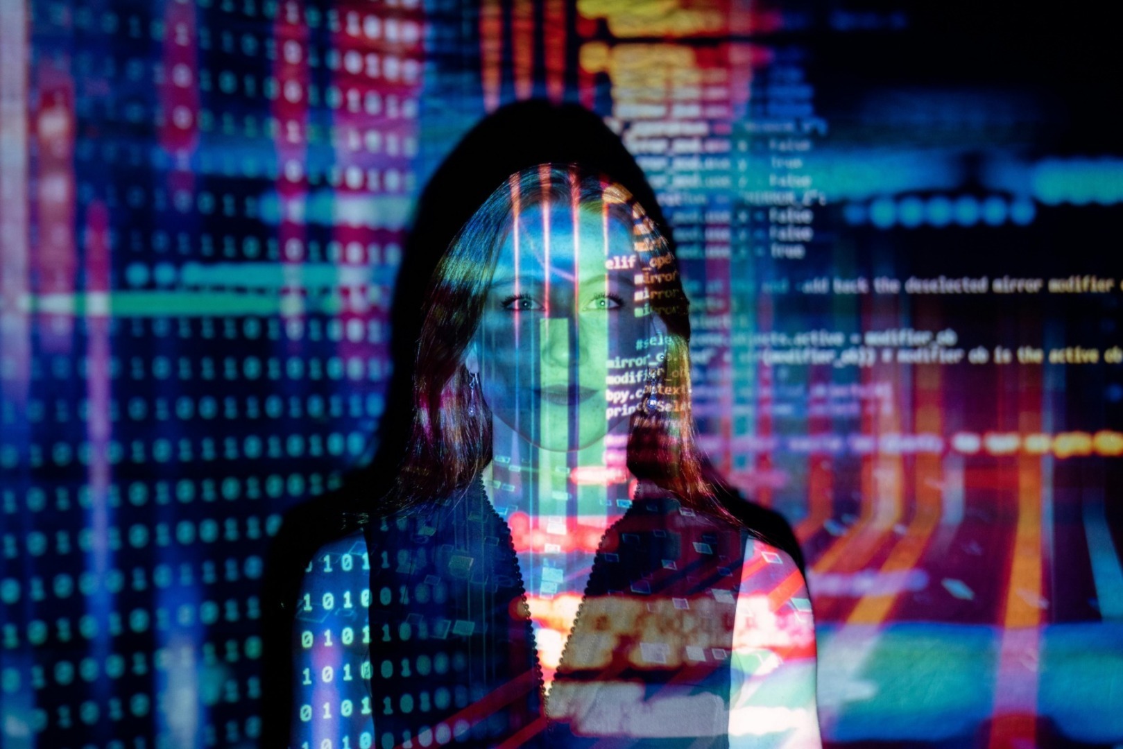 "Fosta conducătoare a departamentului de tehnologie de la OpenAI, Mira Murati, își propune să obtină finanțare pentru un nou startup axat pe AI, potrivit surselor"
