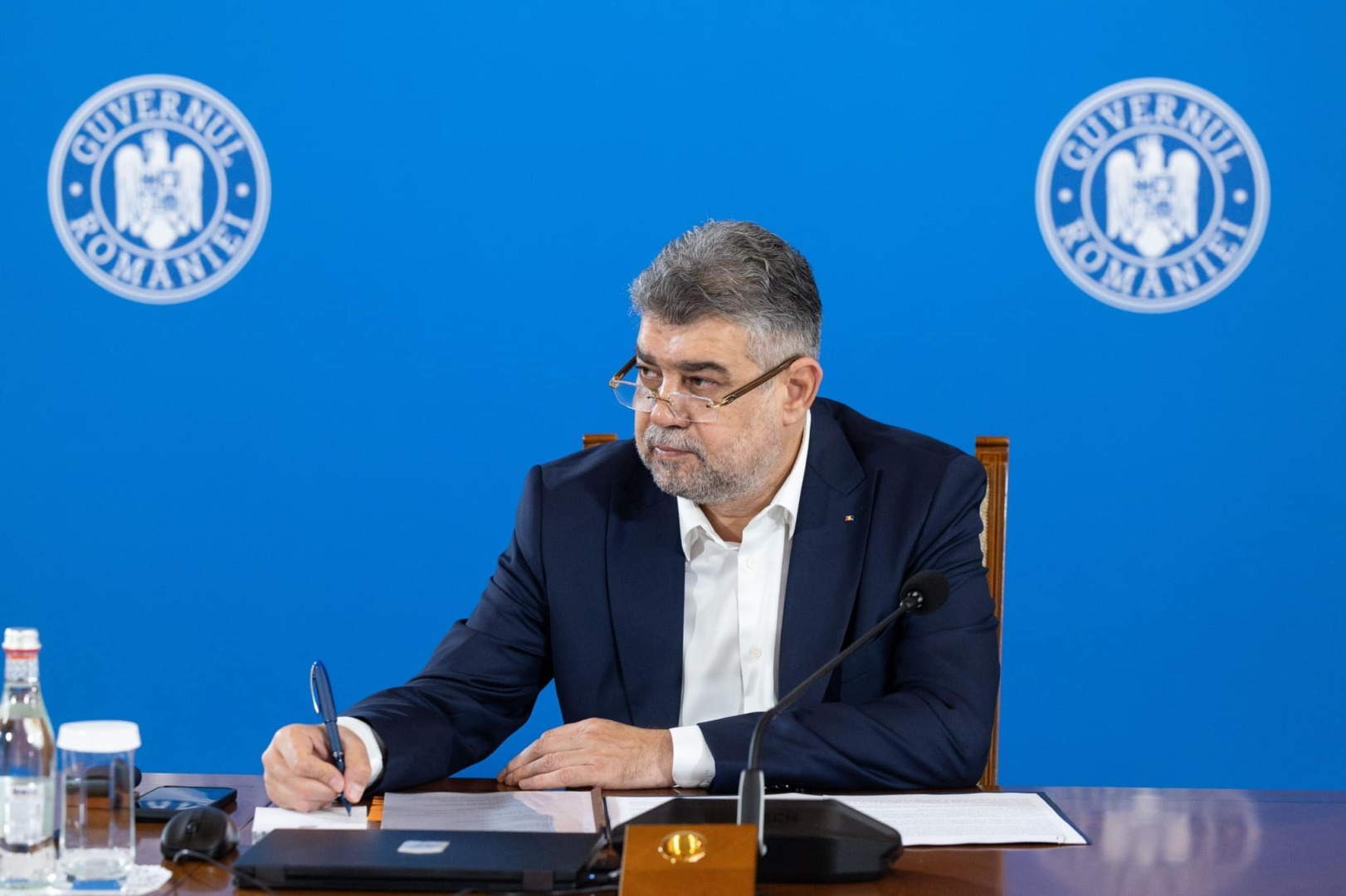 "Ciolacu propune menținerea cotei unice pentru următorii 5 ani și se opune creșterii TVA; susține necesitatea unei overhaul a sistemului de impozitare a proprietății pentru a reflecta valoarea reală a acesteia"