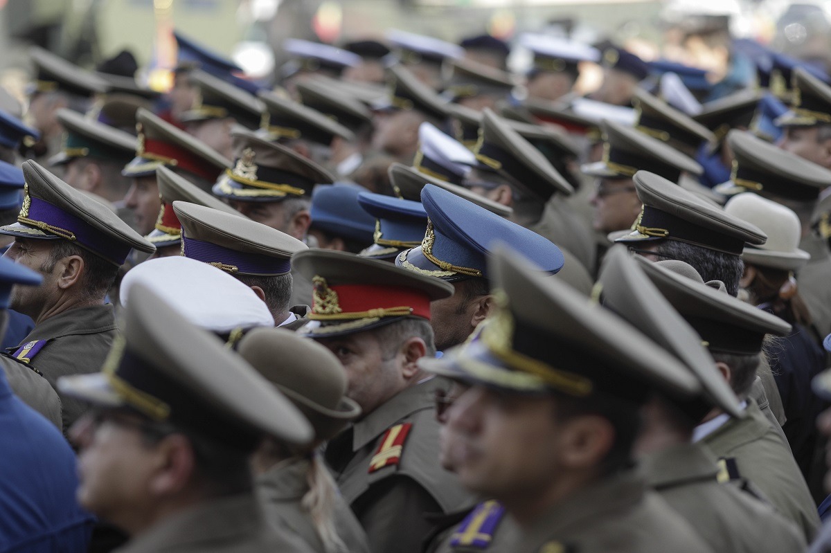 "Avansare legislativă a propunerii de pensionare militară în Senat în absența Votului lui Nicolae Ciucă"