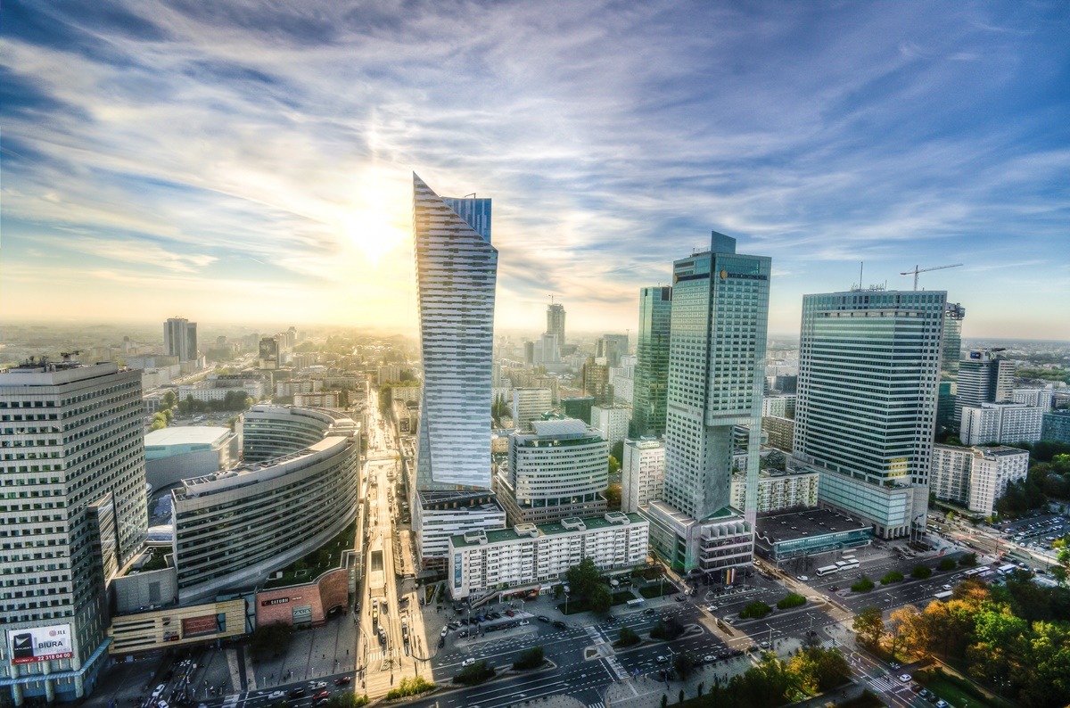 "Polonia intenționează să simplifice procesul birocratic pentru a crește atracția Bursei de la Varșovia, inclusiv prin accelerarea aprobărilor pentru Oferte Publice Inițiale"
