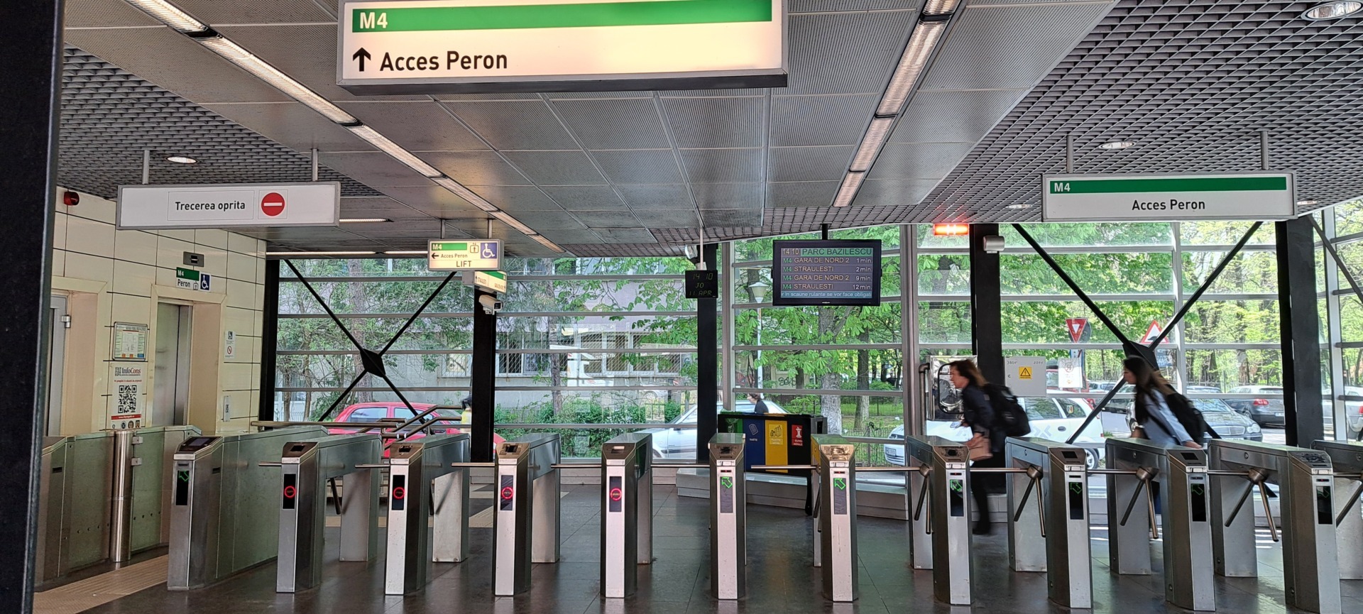 "Metrorex încheie un contract de 3 milioane de lei cu CEC Bank SA pentru serviciile de plată cu cardul la metrou, înlocuind astfel BCR"