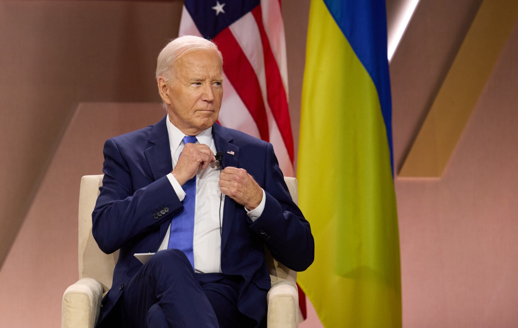 "Biden anulează datorii educationale de peste patru miliarde de dolari pentru încă 55.000 de cetățeni americani"