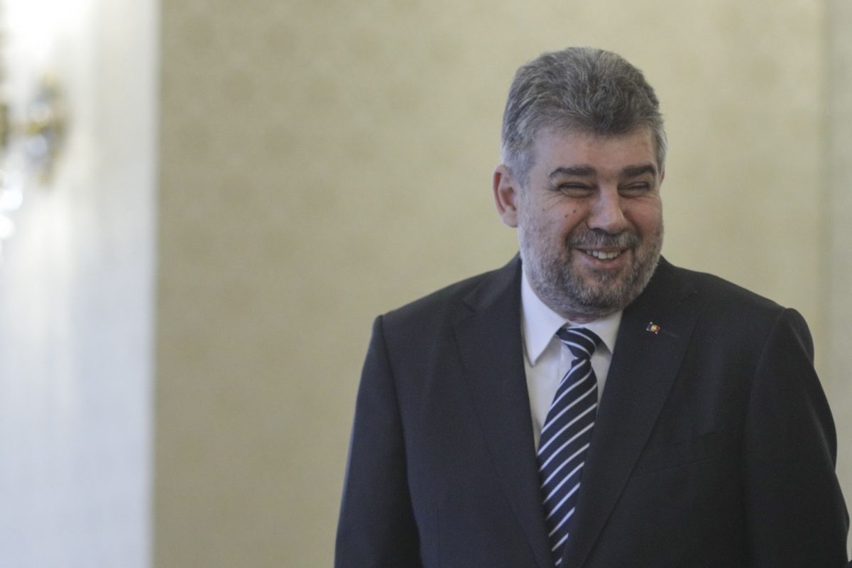 "Decizia oficială a PSD: aprobarea a două propuneri de negociere - fie un guvern coaliție cu PNL și UDMR sub conducerea lui Ciolacu, fie sprijin pentru un guvern minoritar din opoziție"