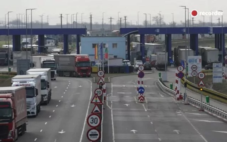 "Implementarea aderării României la Schengen: menținerea personalului CNAIR la punctele de frontieră pentru vânzarea de roviniete și emiterea de autorizații speciale de transport începând cu data de 1 ianuarie"