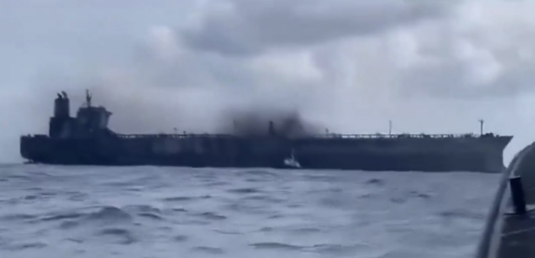 "Un vas petrolier rusesc cu probleme de manevrabilitate a fost tractat într-un port german din Marea Baltică"
