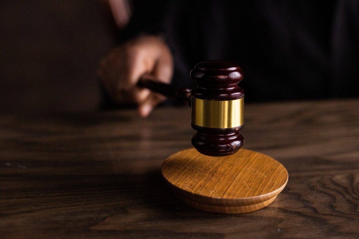 "ÎCCJ decide: Se pot acorda vouchere de vacanţă doar în limita bugetului prevăzut pentru acest scop / Angajații din sectorul public au solicitat în instanță beneficiile neacordate în 2019 și 2020"