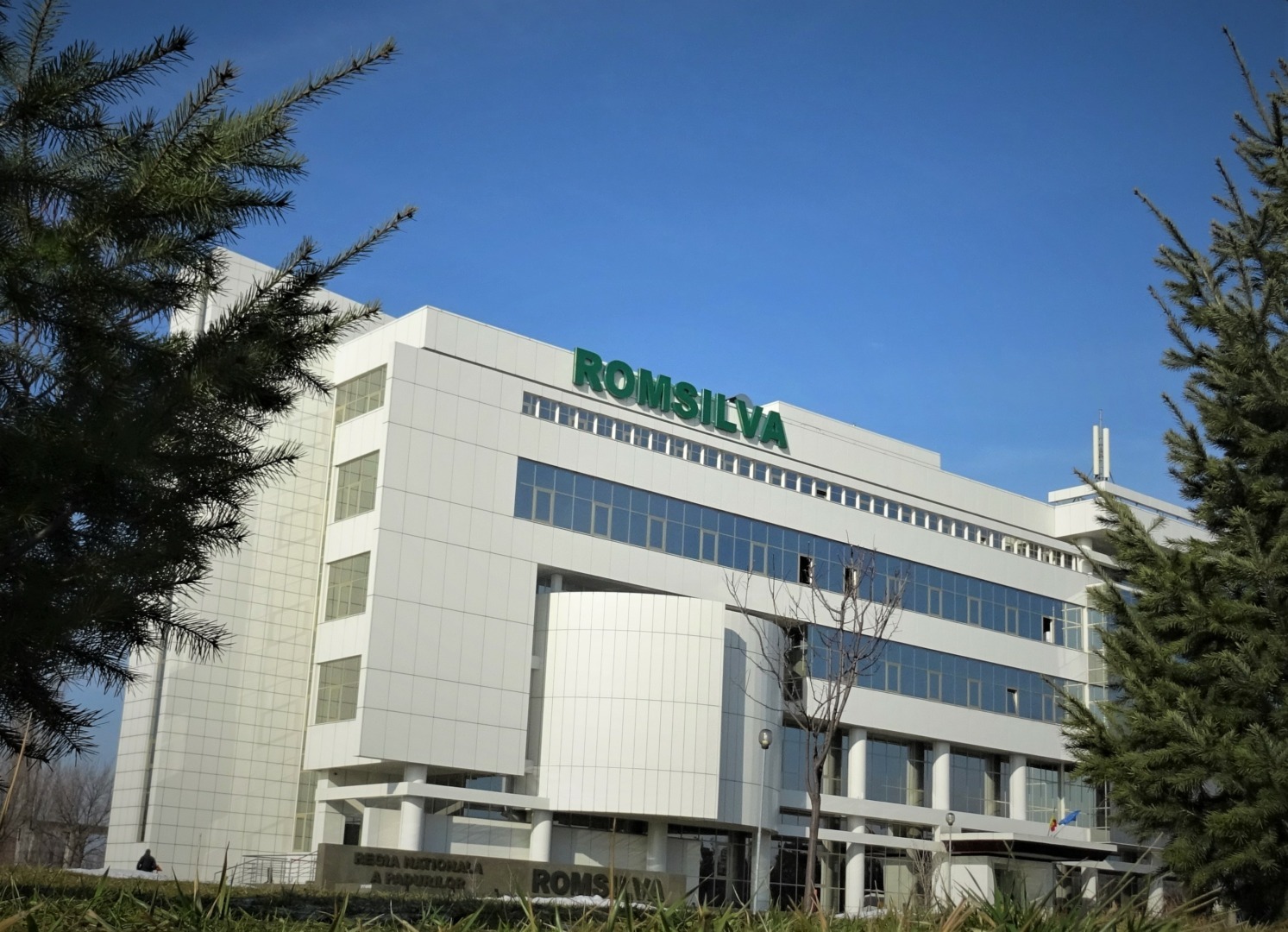 "Solicitarea ministrului Mediului către conducerea Romsilva: Eliminarea tuturor bonusurilor salariale"