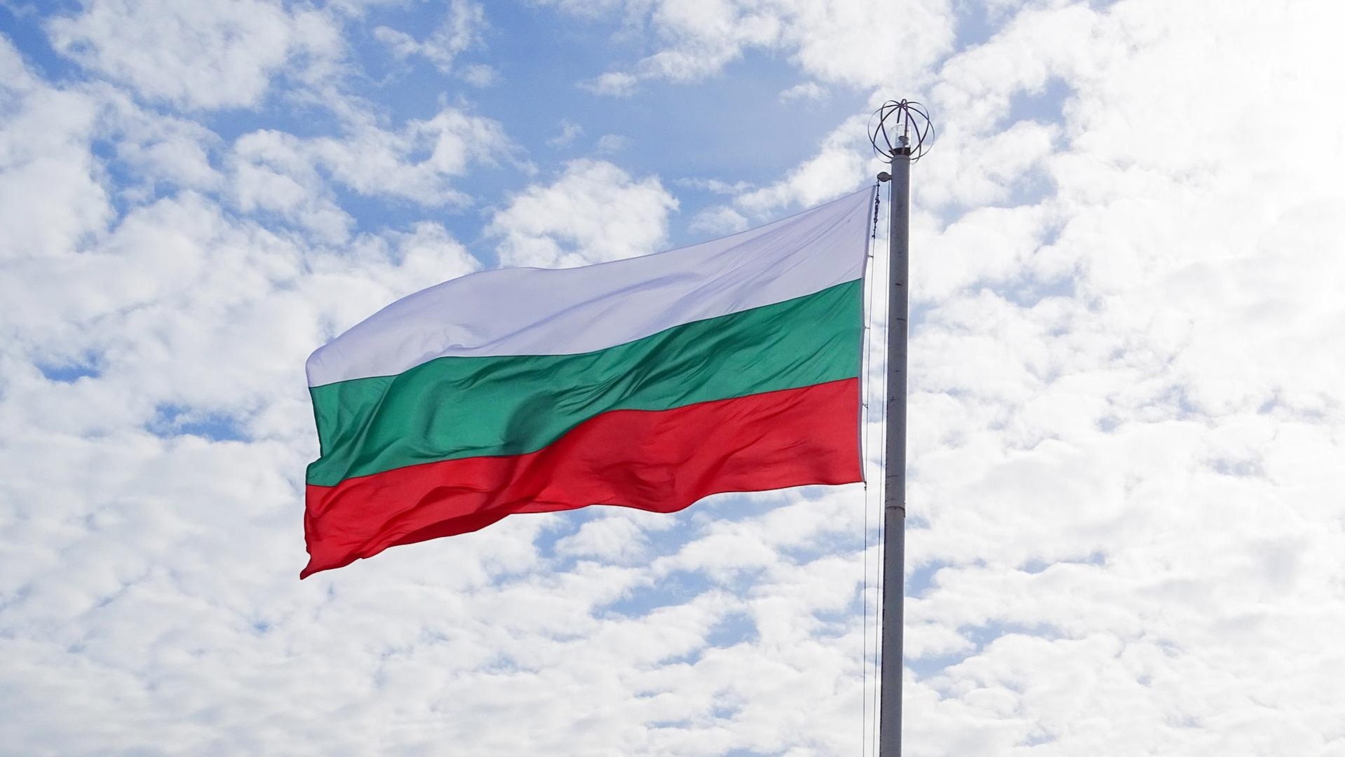 "Persistența economiei subterane în Bulgaria la un nivel de 33%, cu o toleranță îngrijorătoare a acestei practici în rândul tinerilor, relevă un studiu recent"