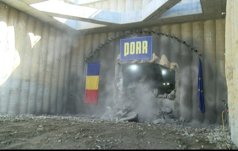 "Imagini și video: PORR a finalizat prima galerie a tunelului pe traseul autostrăzii Sibiu-Pitești, specific lotul 4"