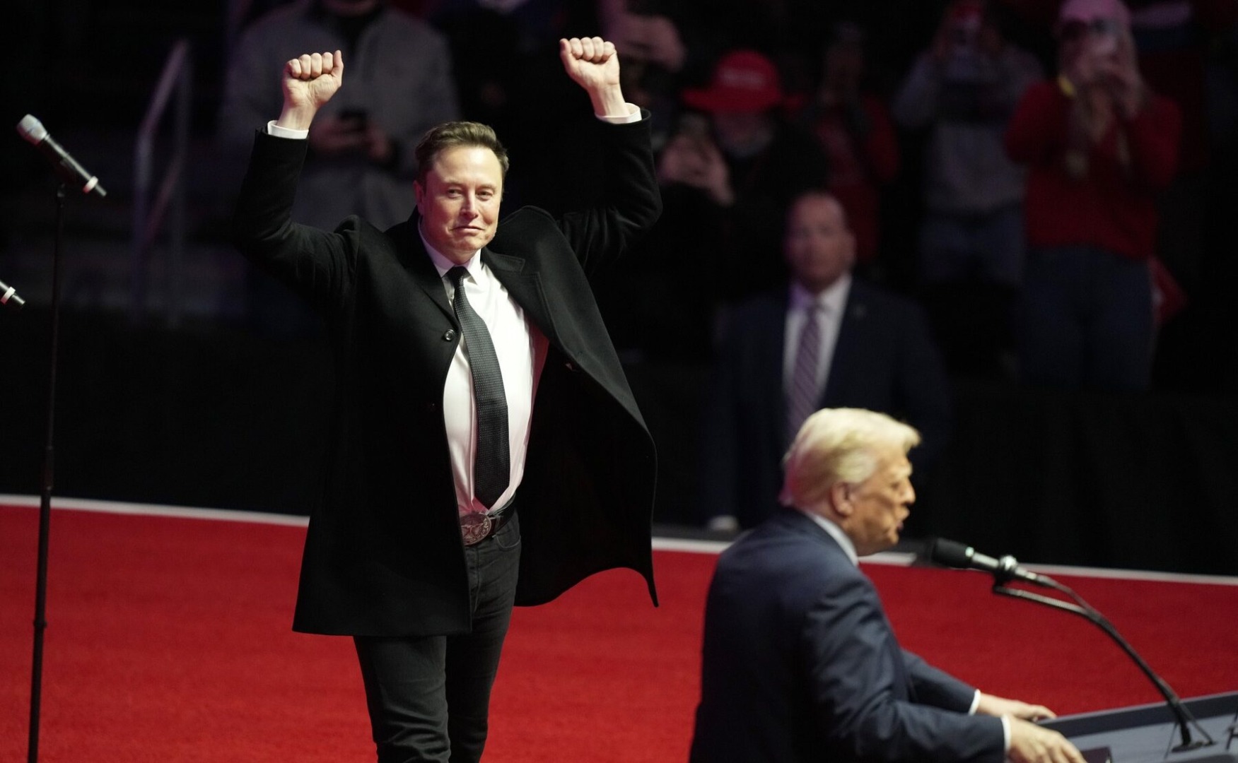 „Scăderi semnificative ale valorii nete a lui Donald Trump și Elon Musk în urma declinului acțiunilor Trump Media”