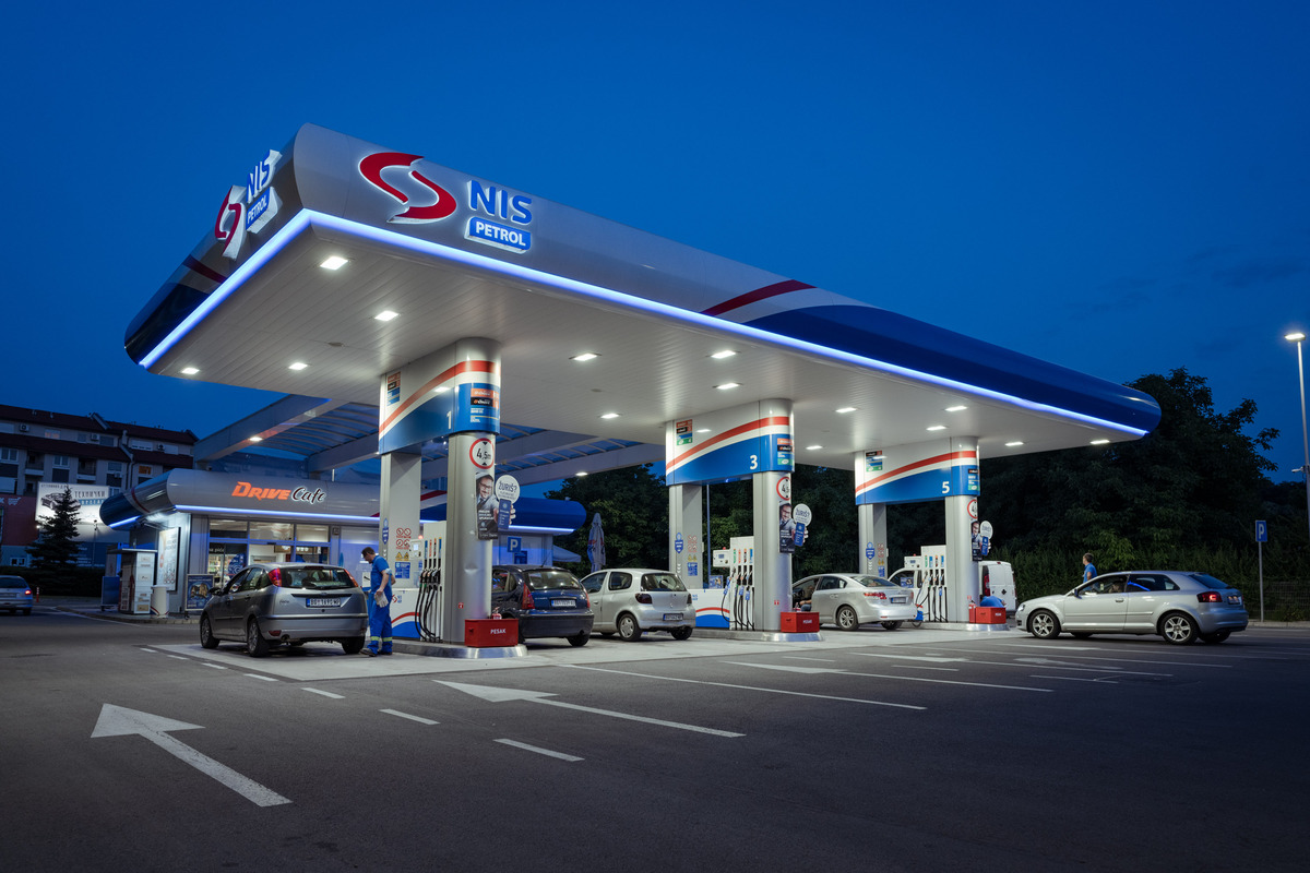 „Croația manifestă interes pentru implicarea Rusiei în compania sârbă de petrol NIS, în timp ce SUA solicită retragerea Gazprom Neft din acționariatul NIS”